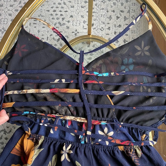 Floral Summer Romper with Ruffle bottom and Criss cross back - Picture 8 of 8